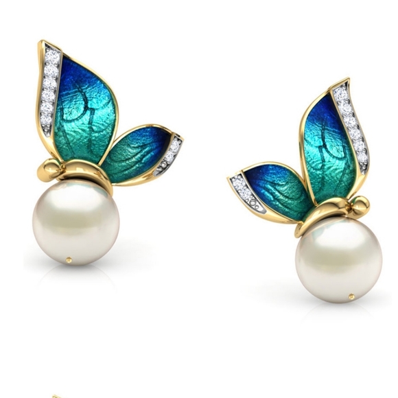 Pearl Butterfly Earrings - Picture 4 of 4